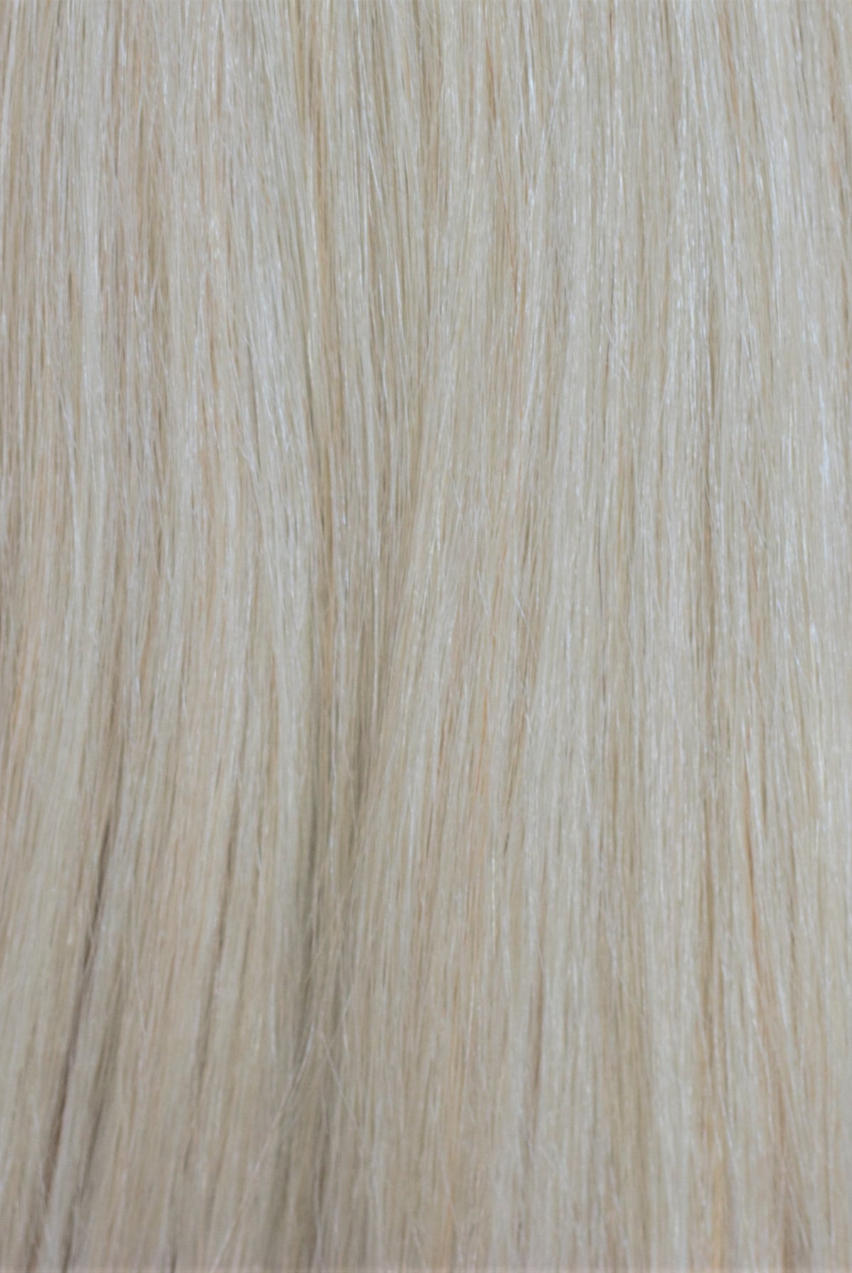 26" Clip In Hair Extensions - 60A / Ice White