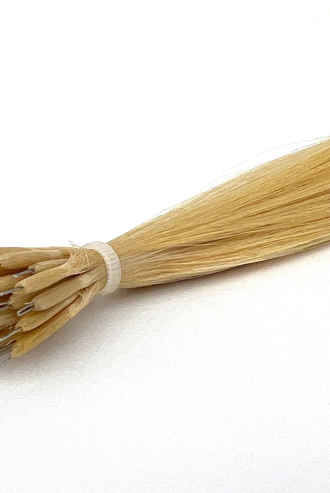20" Nano Tip Hair Extensions #22 Golden Blonde - Platinum Lockz Hair Extensions & Supplies